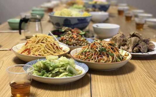 肠胃|提醒：这5种习惯的人最易被肠癌“盯上”，你有没有中招!