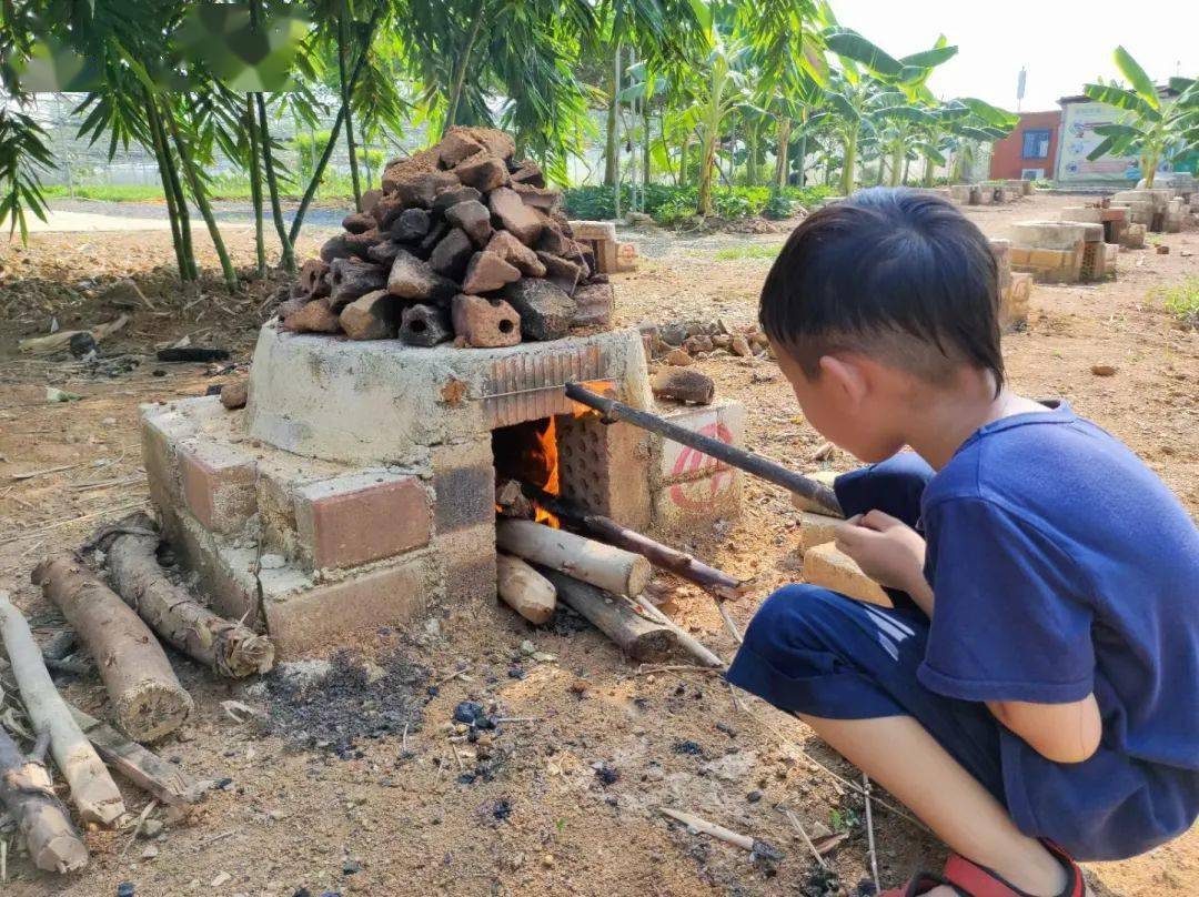 教会孩子们珍惜粮食,懂得美好的事物需要自己动手去创造丰盛的食材