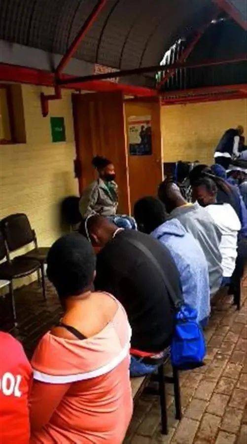 男子|南通男子半年前感染新冠，这次在南非又中招奥密克戎...