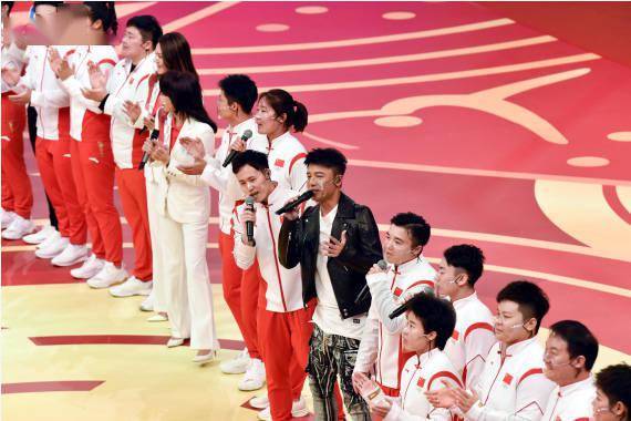 点燃梦想！beat365平台奥运健儿与香港各界民众广泛深入交