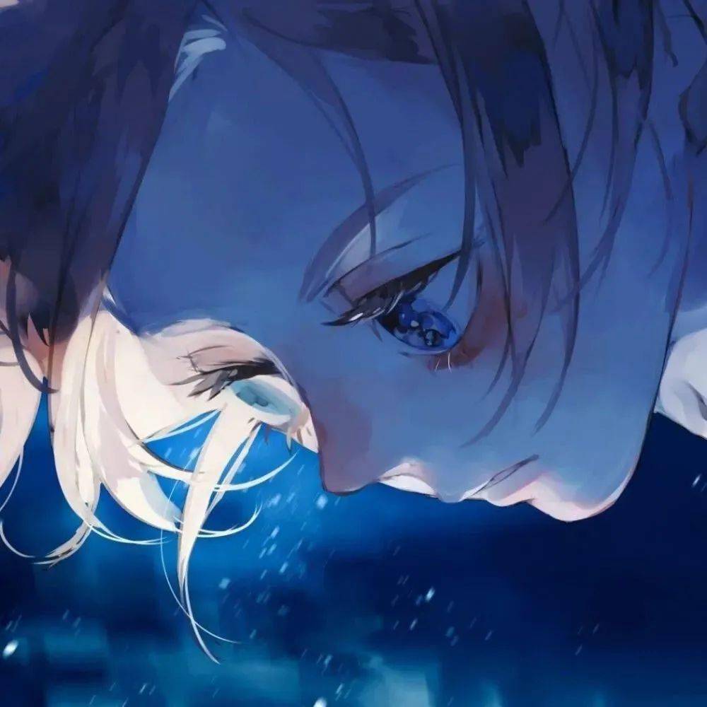 一抹忧郁深邃的动漫男女头像