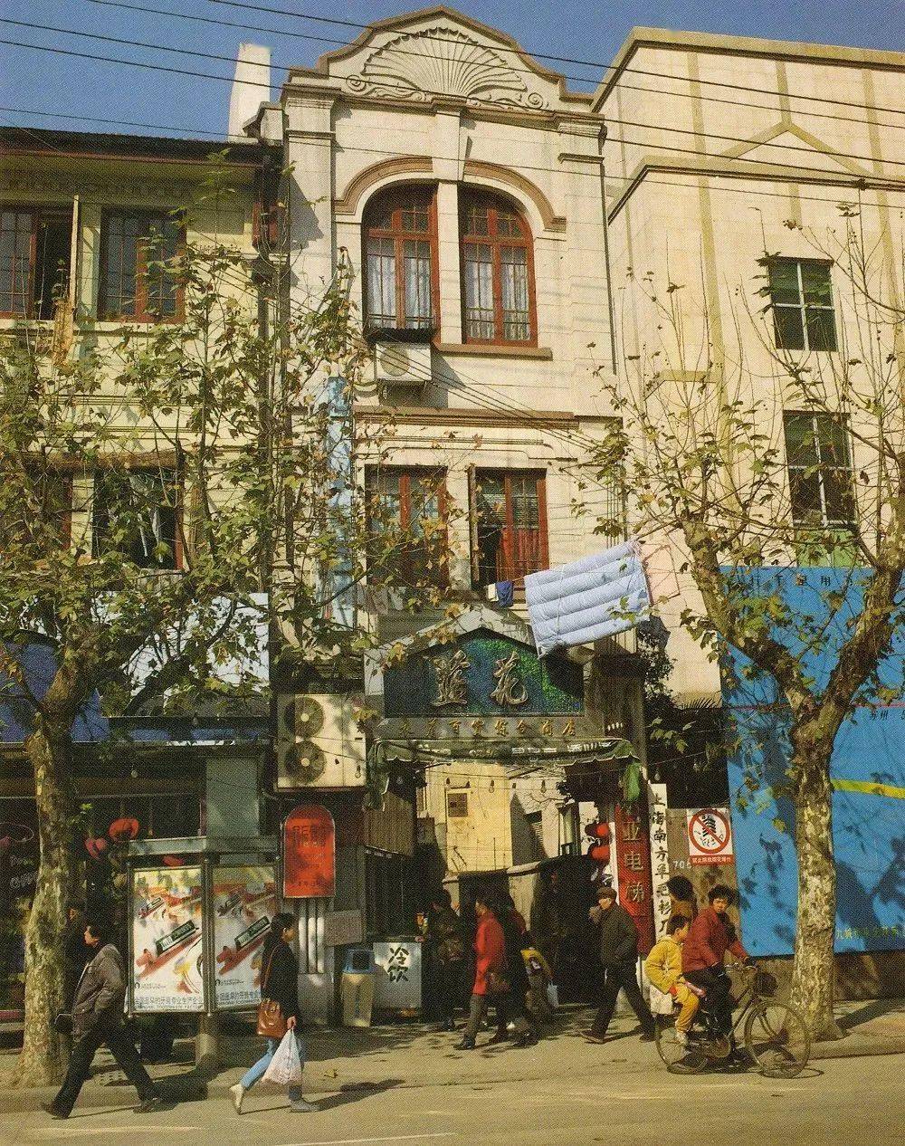 上海弄堂,能否唤起你的昔日回忆?_石库门_过街楼_流言