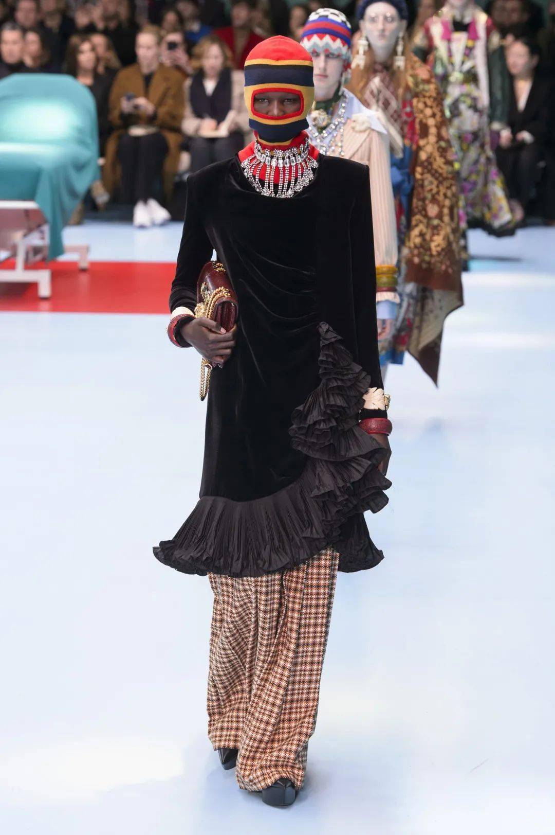 米兰女装【秀场】回顾Gucci 2018秋冬米兰女装