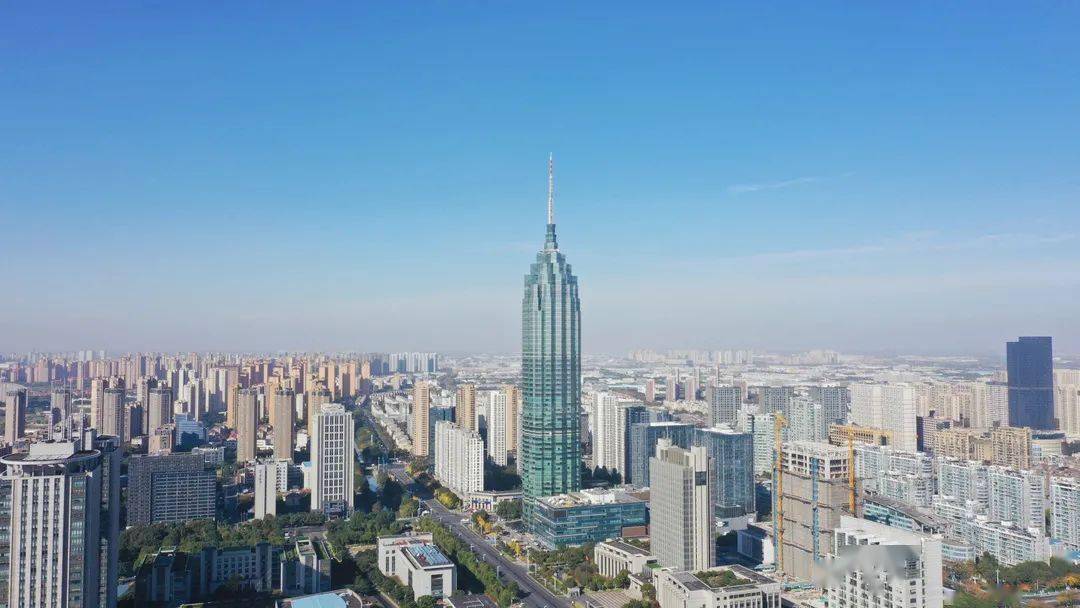 是常州市地标建筑位于常州市新北区核心地段常州现代传媒中心在这里