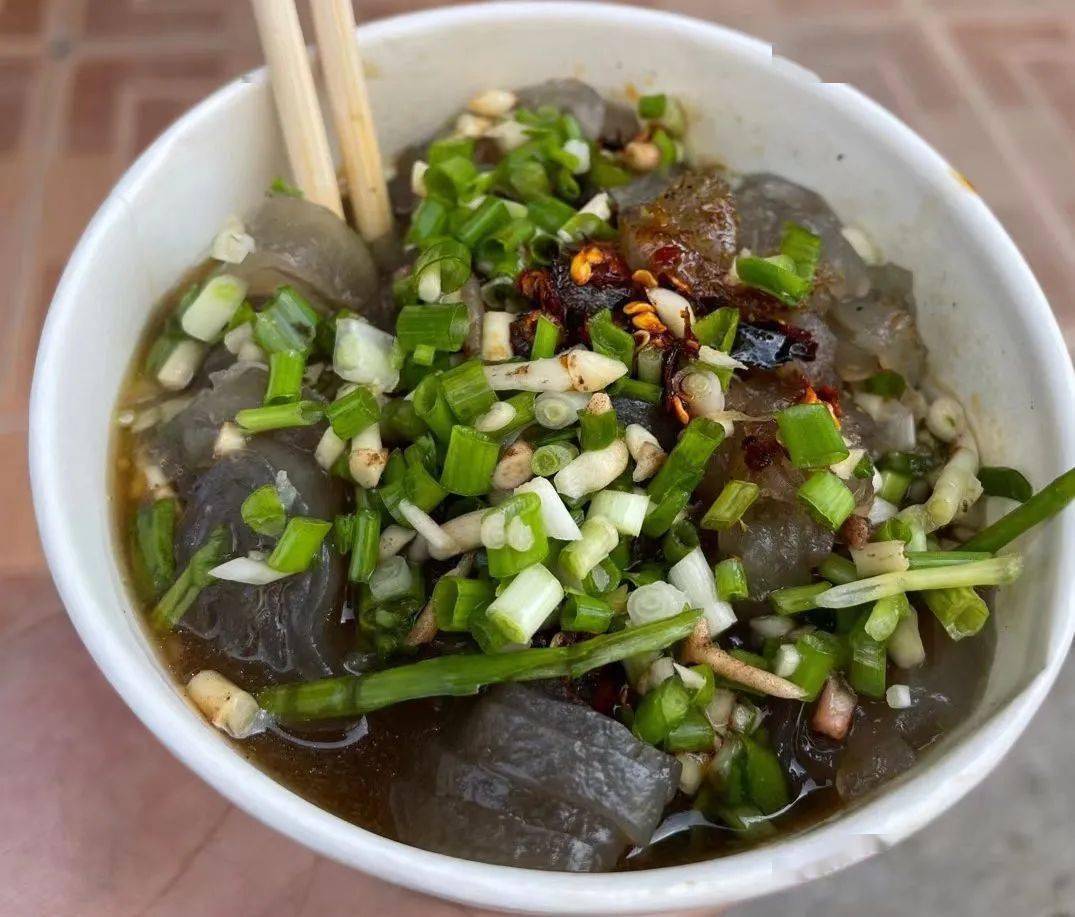 快来品尝冬日彭水美食感受独特苗家风情