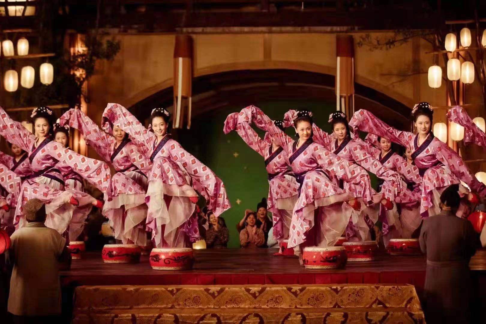 喜剧|2021综艺大爆发：综艺节目更懂年轻人了？