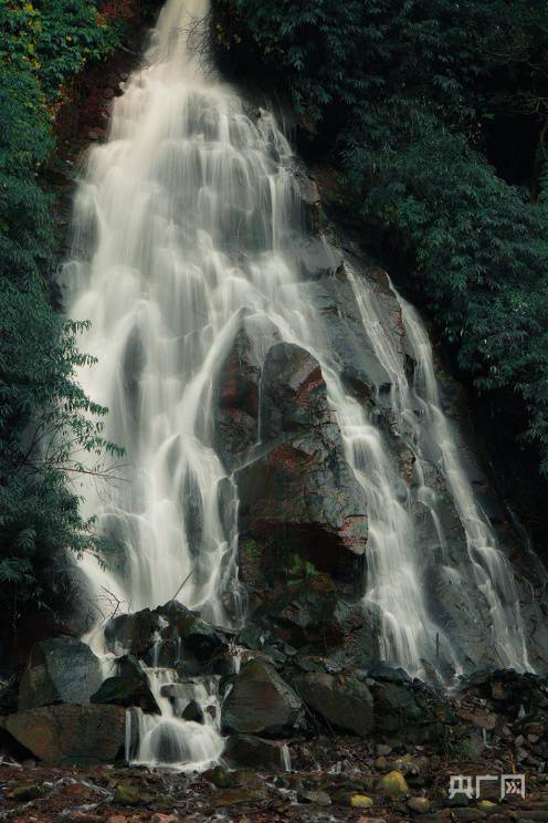 历史|【一城百景】悬瀑如练 重庆南温泉美景流淌