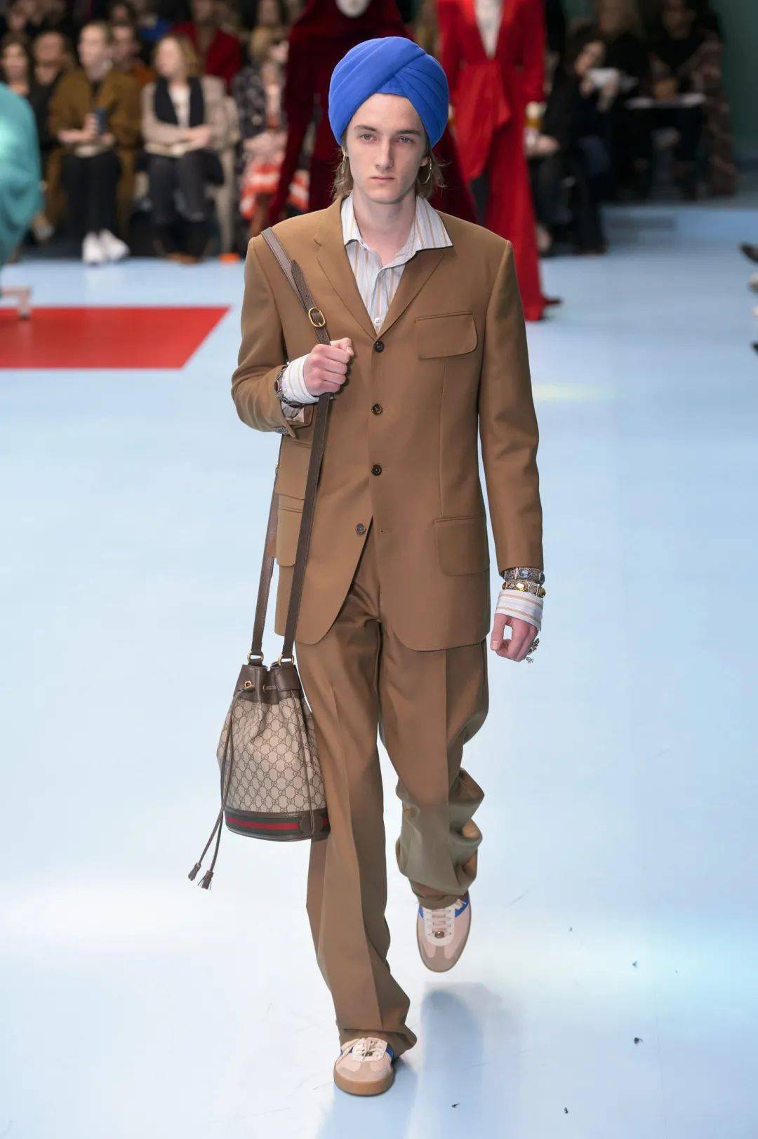 米兰女装【秀场】回顾Gucci 2018秋冬米兰女装