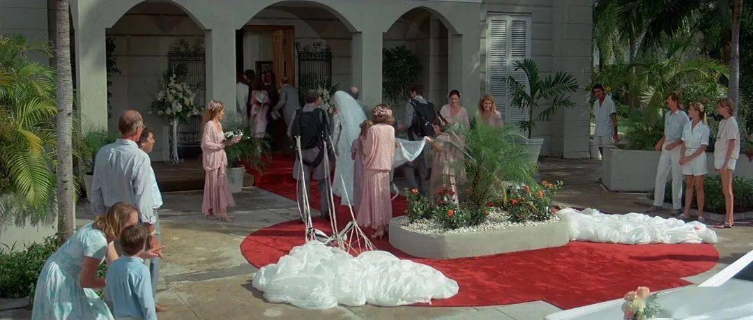 葬礼|网飞吐槽好莱坞：电影越经典，俗套就越多？