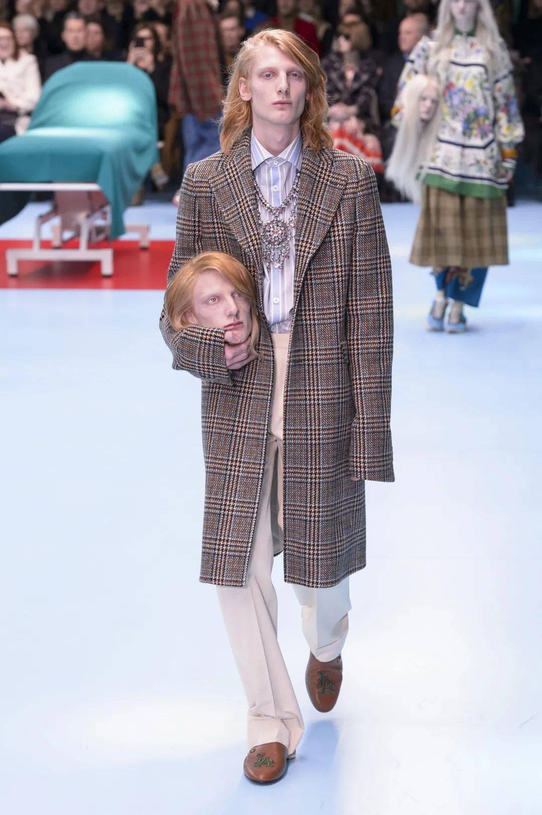 米兰女装【秀场】回顾Gucci 2018秋冬米兰女装