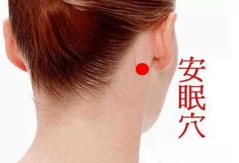地方|睡得不好？教你一个小方法，多按耳朵后这个地方，几分钟就睡着