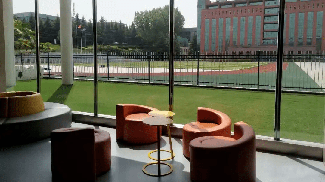 西安西京小学教师招聘公告高薪提供住宿餐补缴纳五险