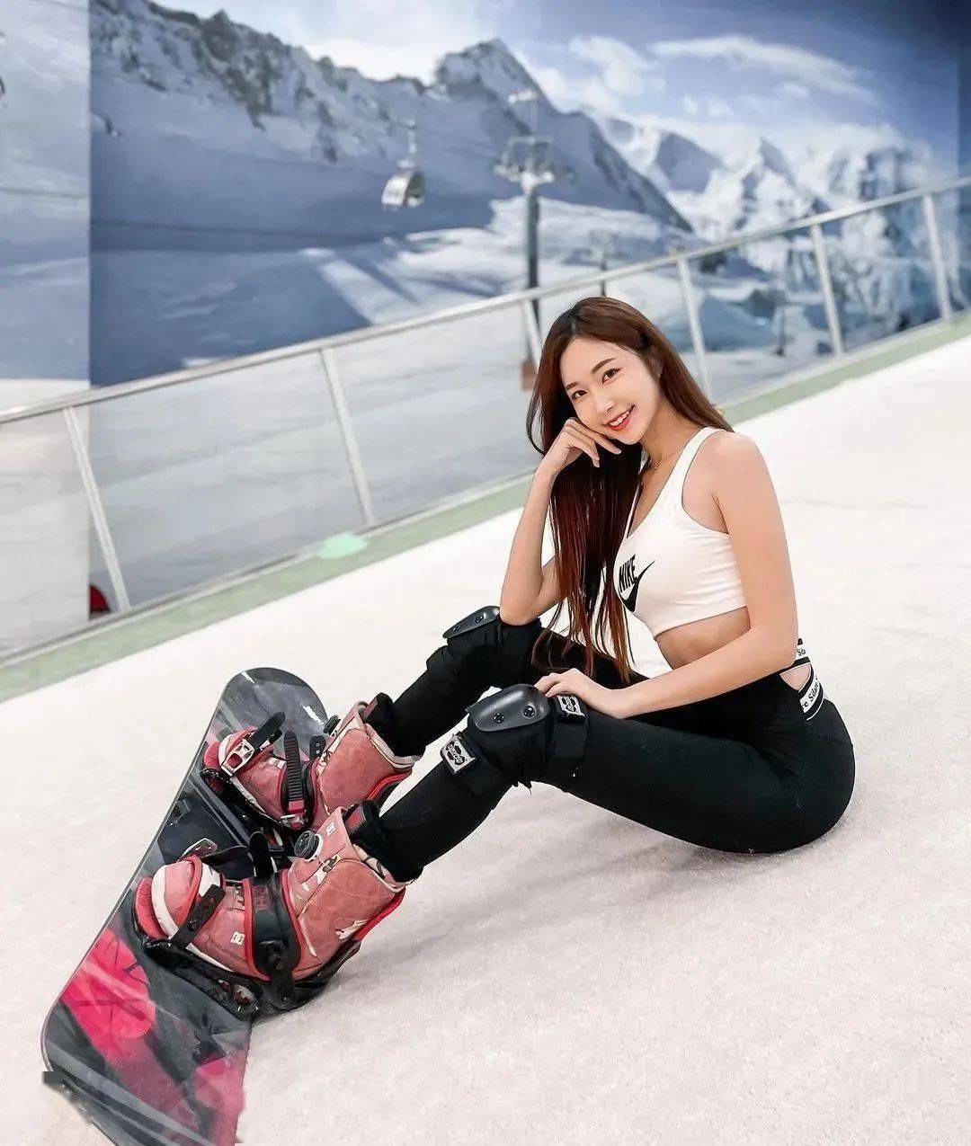 爱健身的台湾辣妹黄上晏