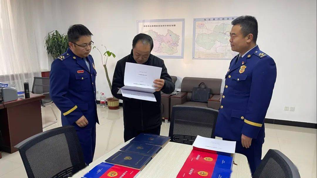 县委副书记李忠建深入县消防救援大队调研指导今冬明春火灾防控工作