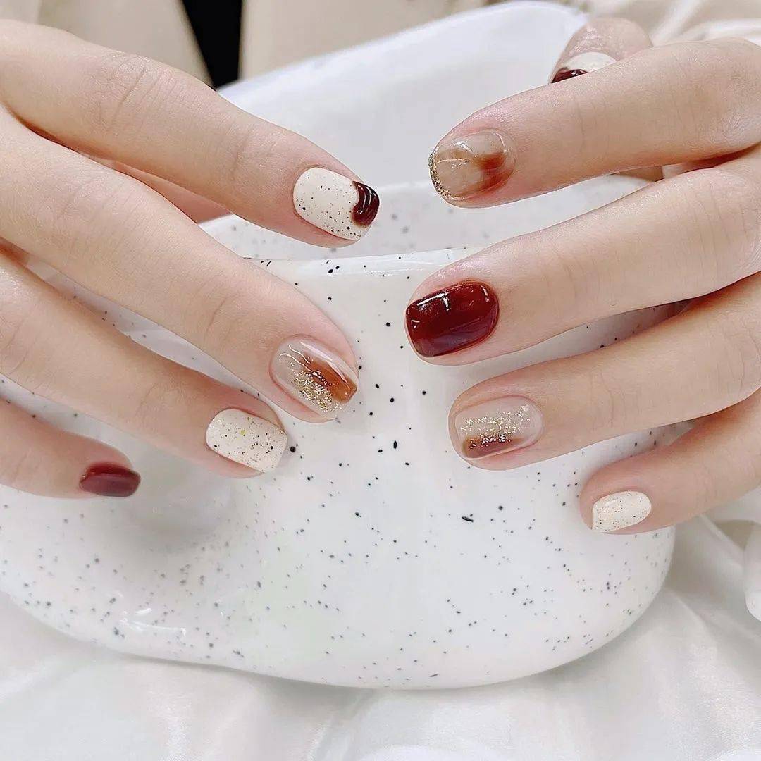 速看网红美甲店的爆款红色系美甲合集