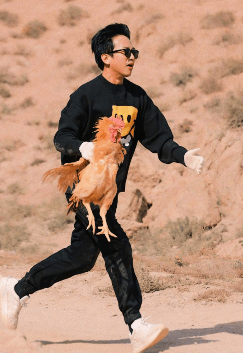 邓超直言再也不录综艺节目了轻松抓鸡遍地追狼狈撵猪满地跑