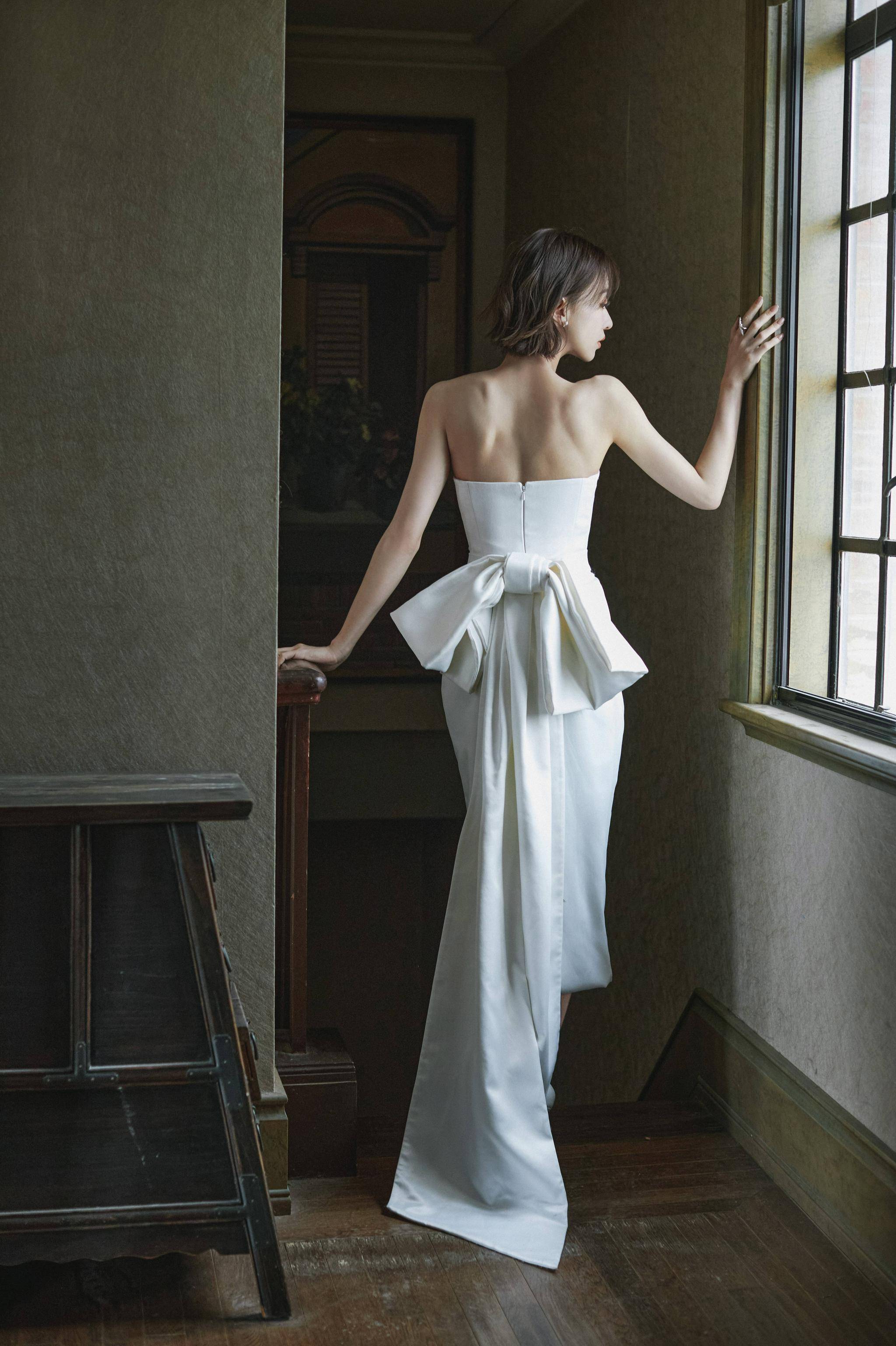 欢娱影视演员 @吴谨言 出席2021 elle beauty……_star_颁奖_星美