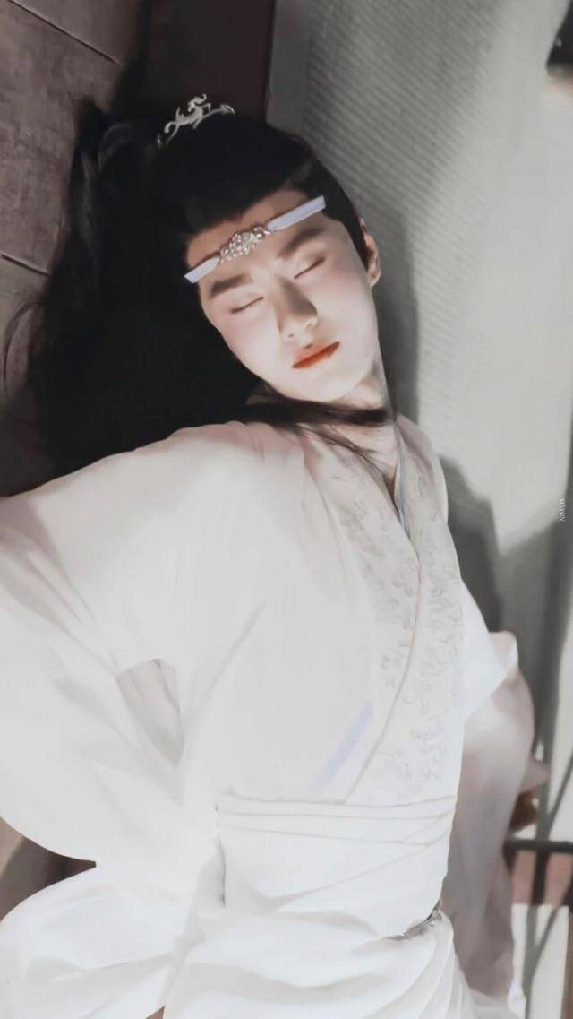 古装剧中的白衣男子王一博杨洋于朦胧李宏毅肖战谁更胜一筹