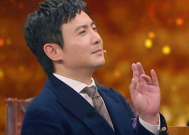 《李茶的姑妈》票房惨遭滑铁卢沈腾都救不了但蕴含了一个哲理李茶的姑