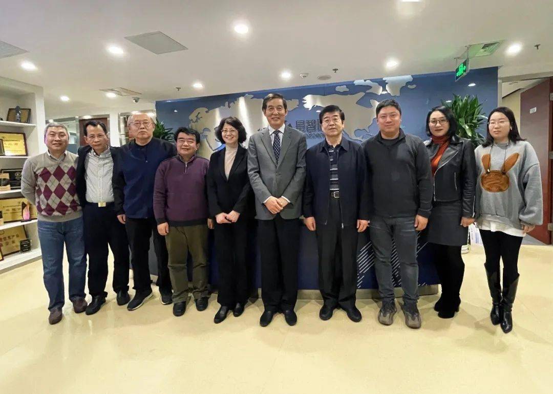 中国地理信息产业协会李维森会长一行莅临易智瑞公司调研