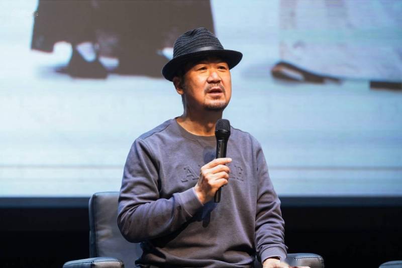 张铁林|“铁三角”再现:张国立王刚张铁林同台演绎《断金》广州上演