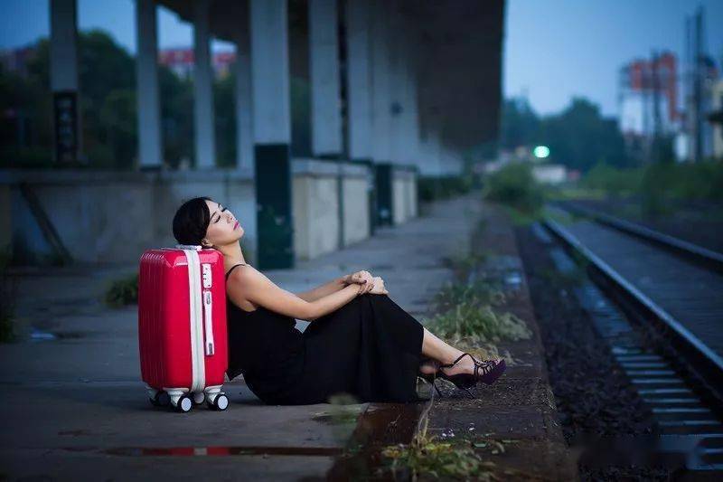 车站张秀卿怀旧金曲深情次中音萨克斯音乐