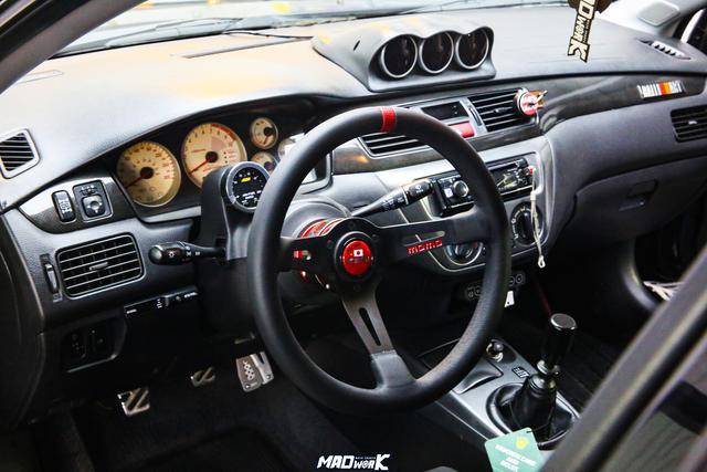 100万的三菱evo9进化之路