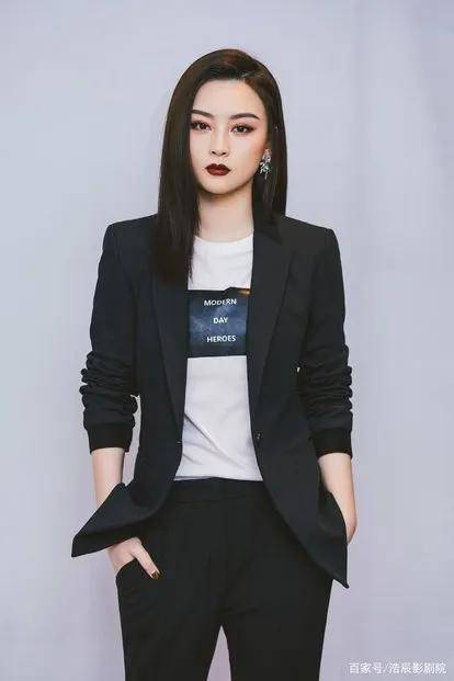 尚语贤高清手机壁纸