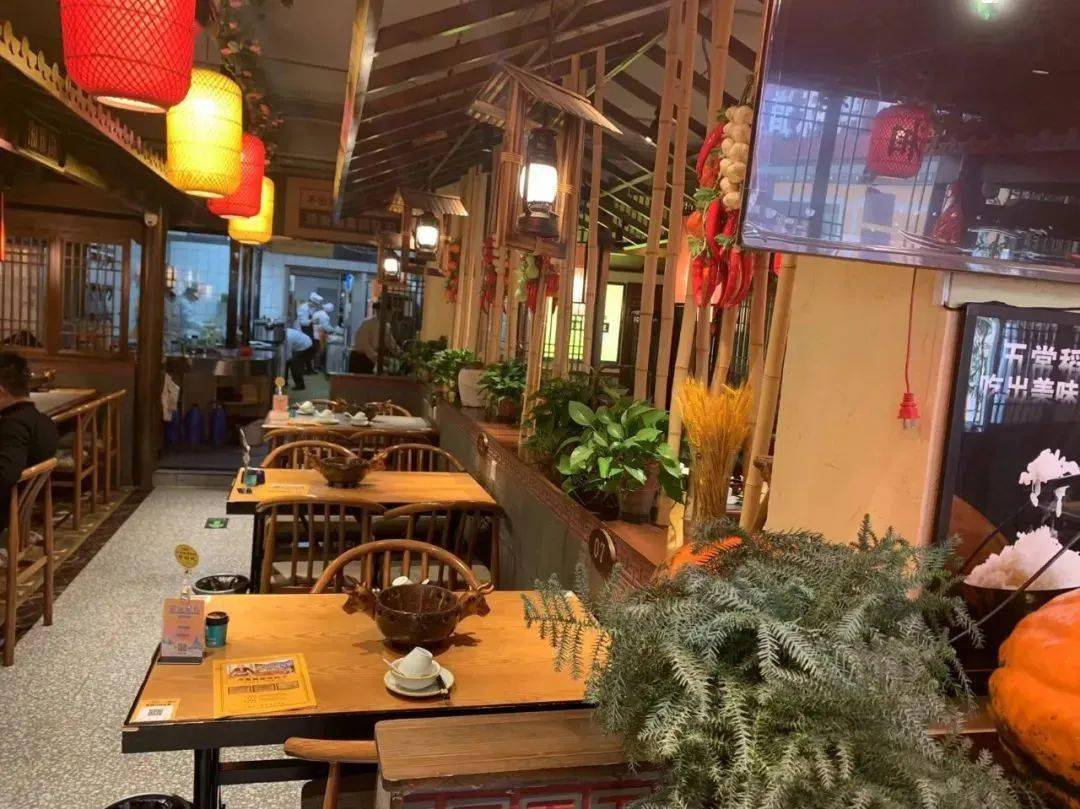 99元抢原价262元湘厨当家小炒黄牛肉23人餐小炒黄牛肉剁椒鱼头擂椒