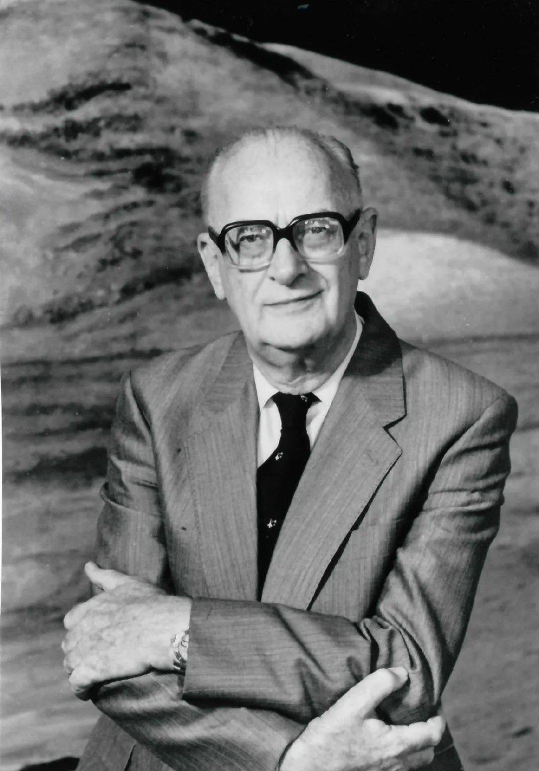 通向天堂的阶梯——空间轨道塔_阿瑟·克拉克_卡利达萨_喷泉