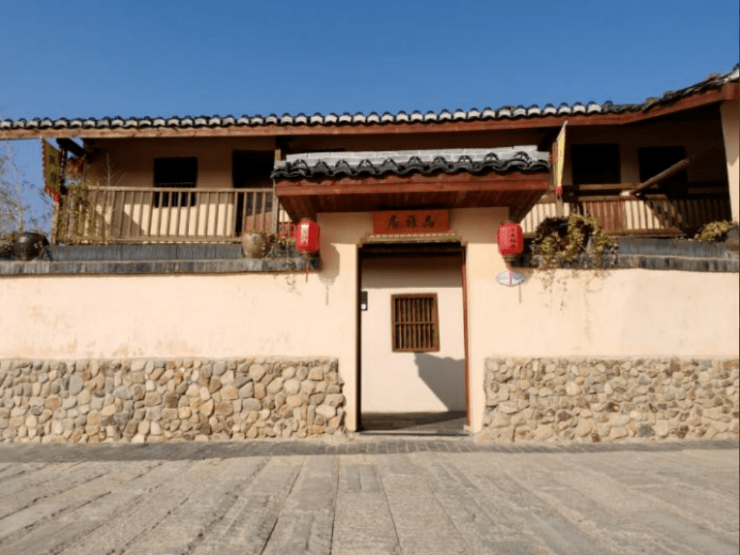 地址:上犹县陡水镇老电厂内山中来信·阳明湖畔民宿[ 简介 ]山中来信