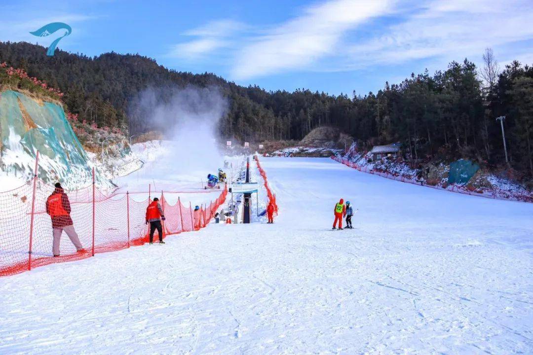 岳西大别山滑雪乐园图片