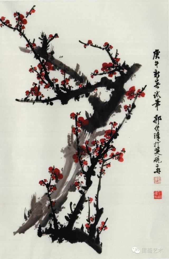 画梅作品欣赏画这幅梅花的次序是,先画老干,再画枝条,然后画花头,花蕊