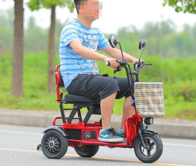 喜莱玛单人低速老年代步车可折叠放入后备箱的小三轮车