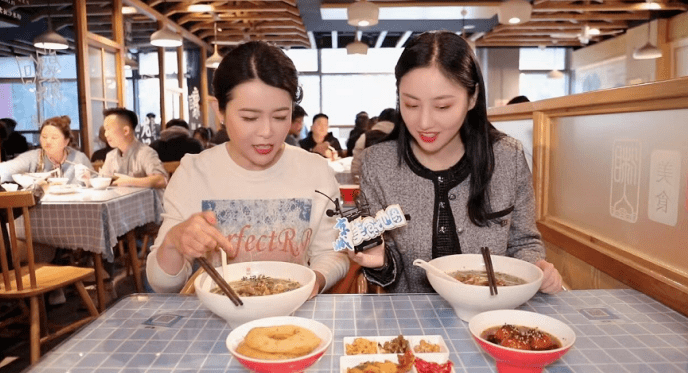 brtv京城美食地图新推红姐有廖她们俩确实有料