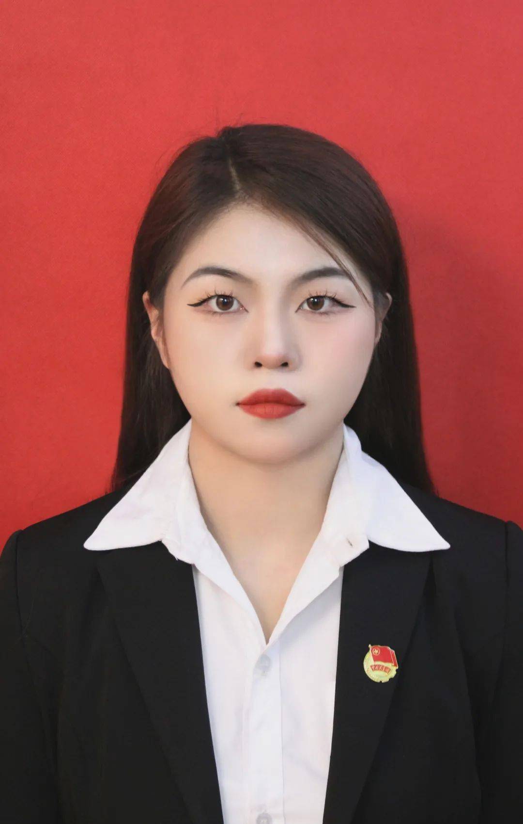 权益部负责人丁莉茹国贸202班权益部负责人黄彩云经济学202班文体部