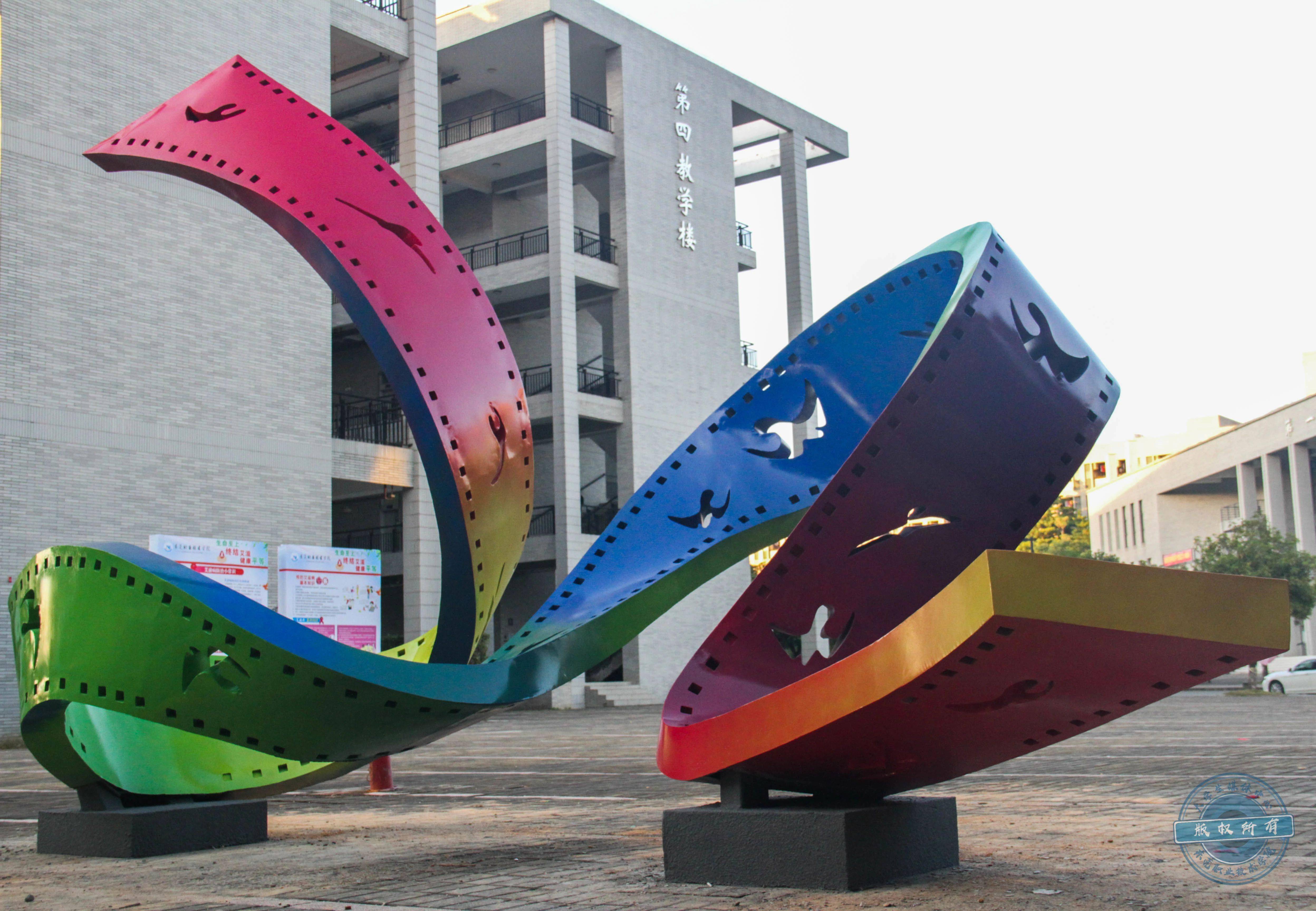 东职多处"地标"亮相,你留意了吗?_寓意_雕塑_校园