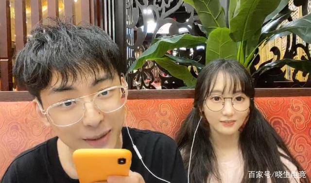 粉丝催婚成功王者荣耀cp小石牙膏官宣首秀双排令人期待