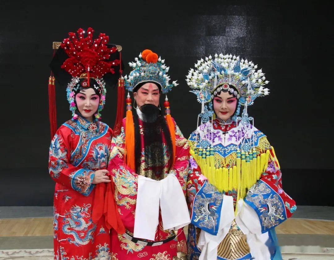 著名表演艺术家彭蕙蘅与沧州河北梆子剧团的艺术家们_戏曲_平台_凤莲