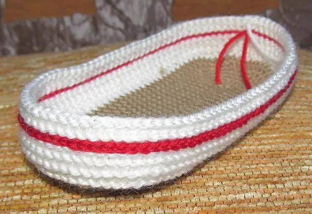 教程最潮的婴儿运动鞋给你家宝宝钩一双吧