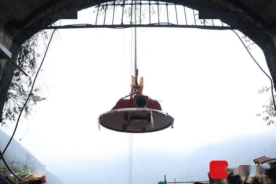 保障成都平原用电 四川渔子溪水电站"心脏瓣膜"开展升级手术_蝶阀