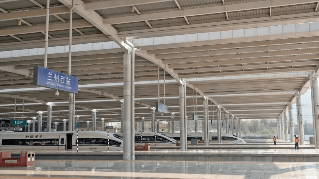 事关出行2022年1月10日实行新的列车运行图