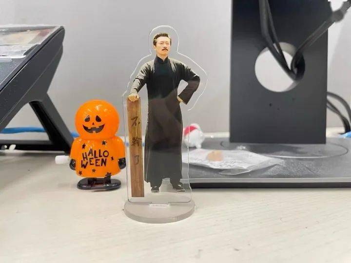 工资|为什么鲁迅成了当代职场男顶流？