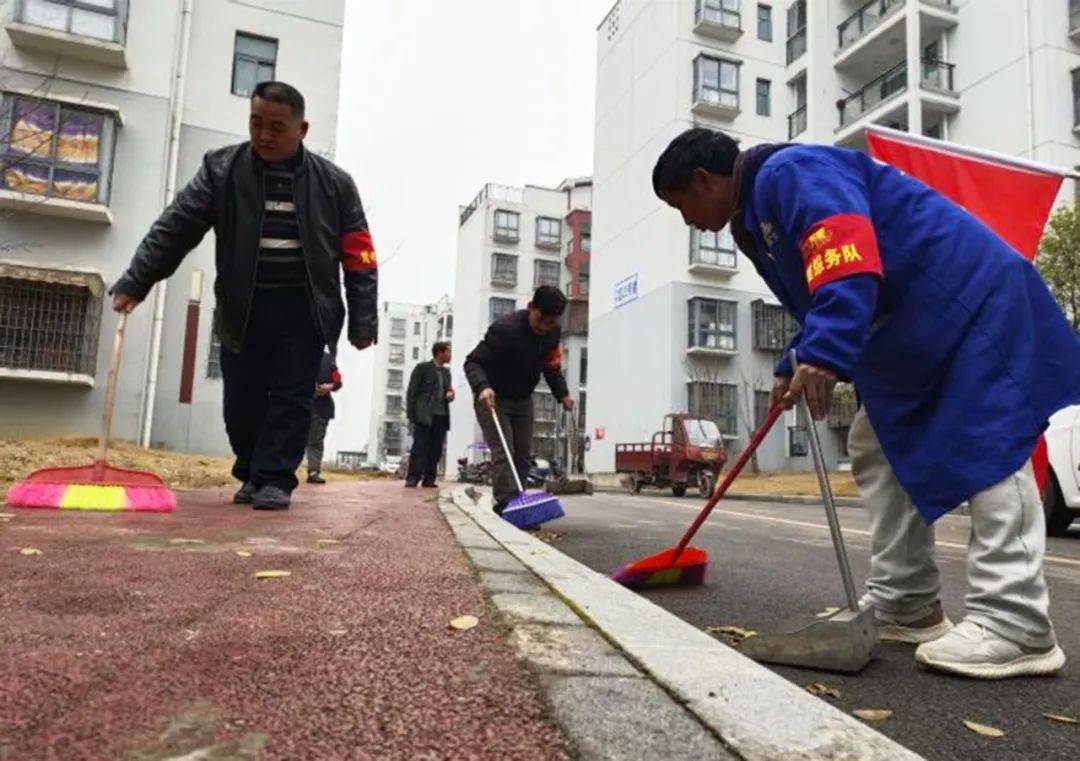 新时代文明实践金泉街道四立足四落实推进农村卫生陋习革命