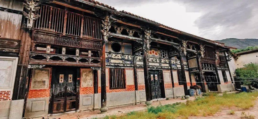 走进九峰村探秘莆田大厝