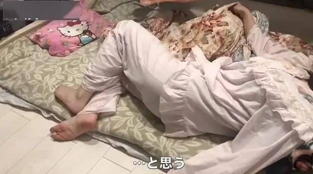 当代社畜现状每月加班130小时凌晨4点睡觉早上6点上班