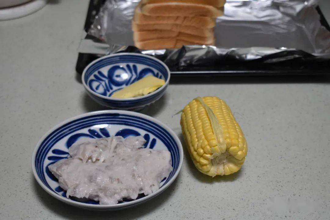 做法|面包片这做法太妙了,香脆鲜美,吃一口就爱上,早餐吃它起床有动力