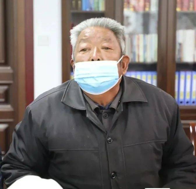 "我丈夫因为出车祸去世,肇事司机逃逸,案件一直没有侦破,公公70多岁了