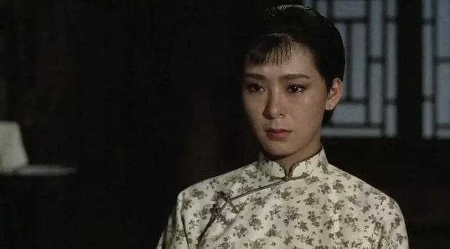 怨女死丈夫的少奶奶对儿子pua道出单亲妈妈隐晦的痛