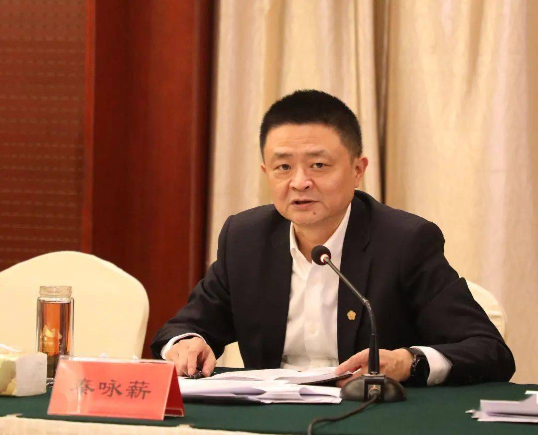 视频连线无锡市疫情防控应急指挥部,我市万石镇以及承接我市重点人员